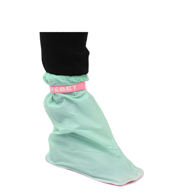 Disposable Non-Slip Waterproof Shoe Cover (Fits Shoe Size 3-7) - Image 7